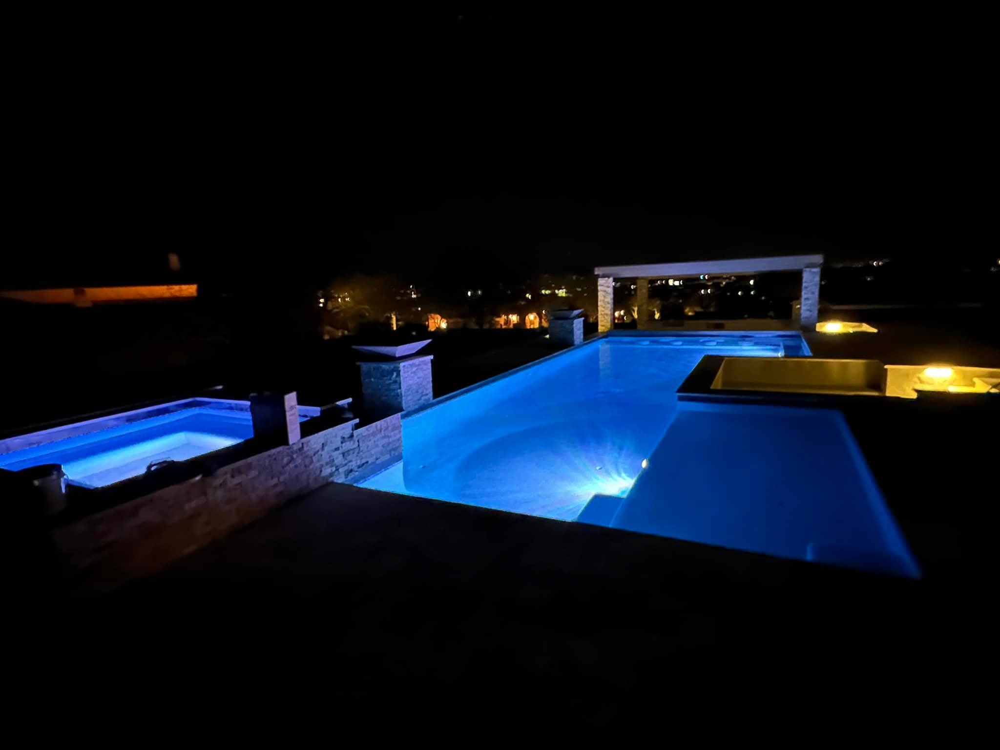 Lighting design by DCM Pools